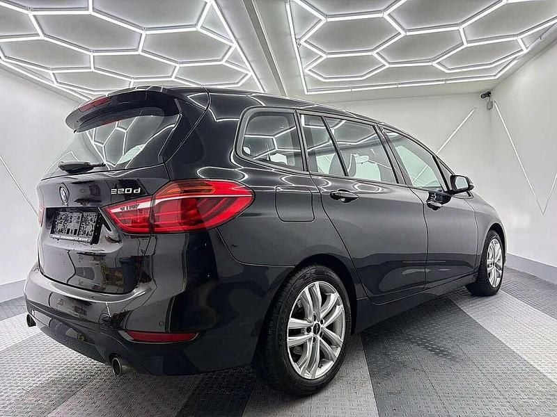 Gebraucht BMW 220 Performance 190 PS (139 kW) 2016 Schwarz Kombi