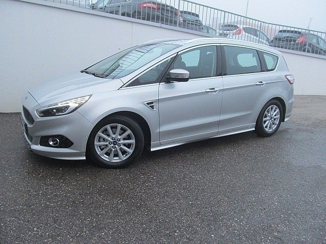 Ford s max st