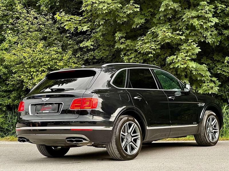 Gebraucht Bentley Bentayga Mulliner 435 PS (319 kW) 2017 Schwarz SUV
