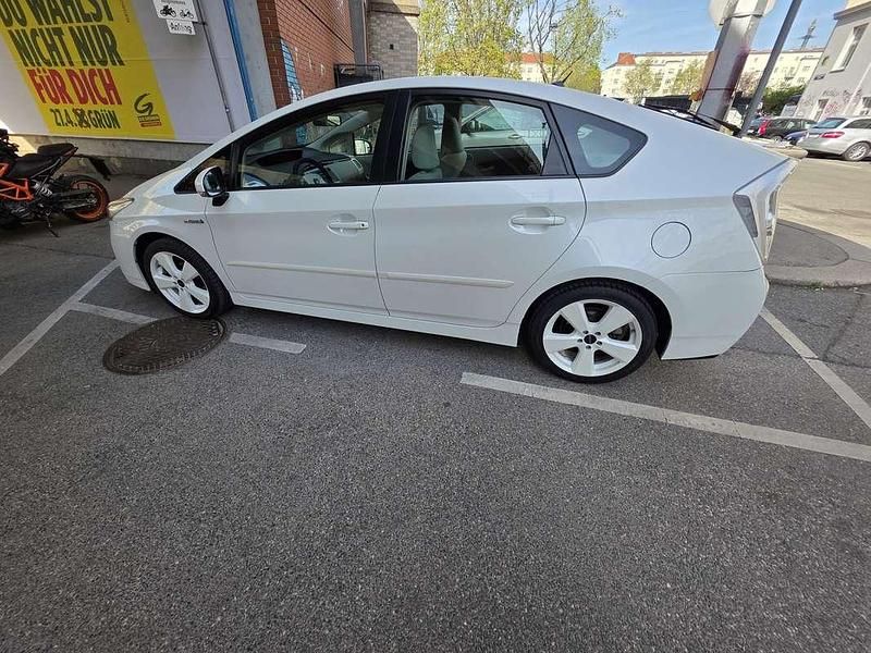 Gebraucht Toyota Prius 99 PS (72 kW) 2009 Kleinwagen