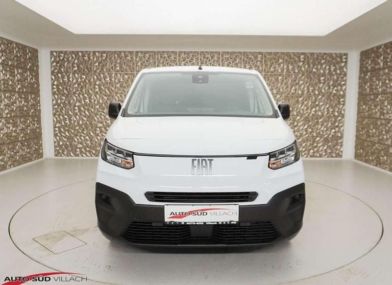 Neu Fiat Doblò 102 PS (75 kW) 2025 Weiß Van / Kleinbus