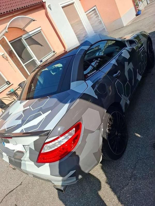 Gebraucht Mercedes SLK200 184 PS (135 kW) 2015 Weiß Cabrio