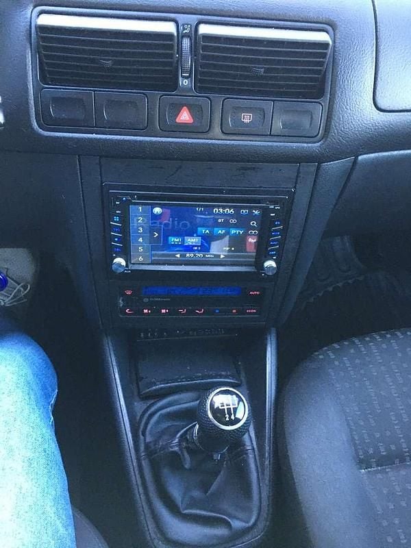 Gebraucht VW Golf IV 68 PS (50 kW) 2003 Grau Limousine