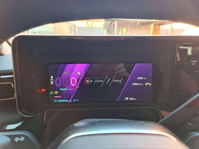 Gebraucht Renault R5 Iconic 110 kW (150 PS) 2024 Gelb Kleinwagen