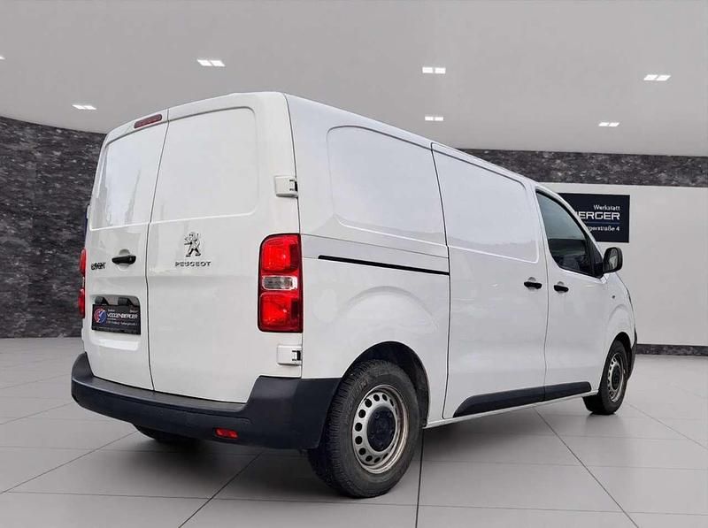 Gebraucht Peugeot Expert 102 PS (75 kW) 2023 Weiß Van