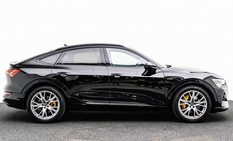 Gebraucht Audi e-tron S-Line 300 kW (408 PS) 2022 Schwarz SUV