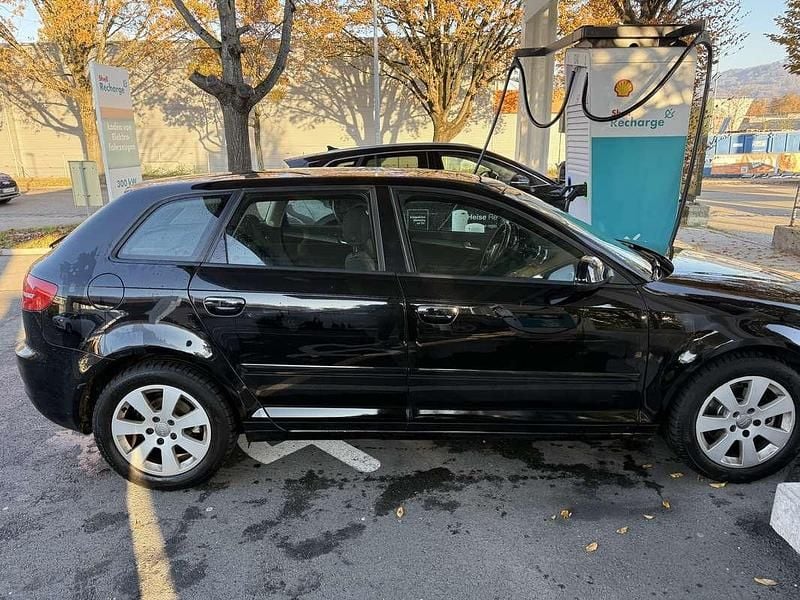 Gebraucht Audi A3 90 PS (66 kW) 2013 Schwarz Limousine