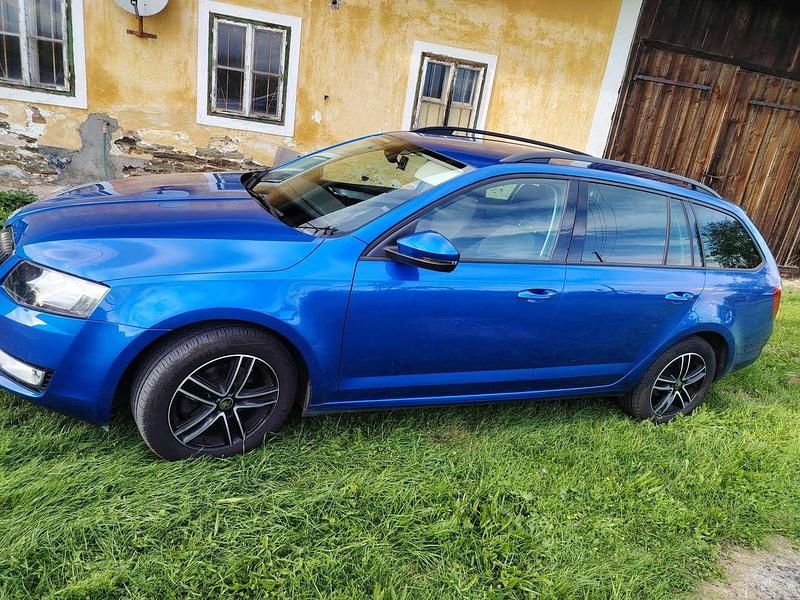 Gebraucht Skoda Octavia Ambition 110 PS (80 kW) 2017 Blau Kombi