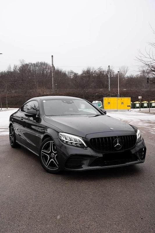 Grau Gebraucht 2020 Mercedes C220 Coupé | € 32.150 (Superpreis) - Bild 1/4