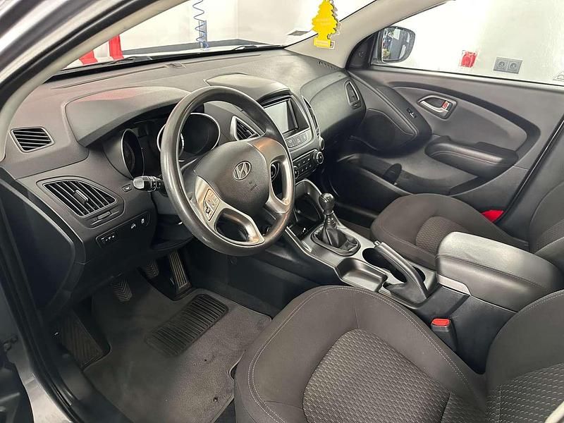 Gebraucht Hyundai ix35 Life 135 PS (99 kW) 2011 Grau SUV