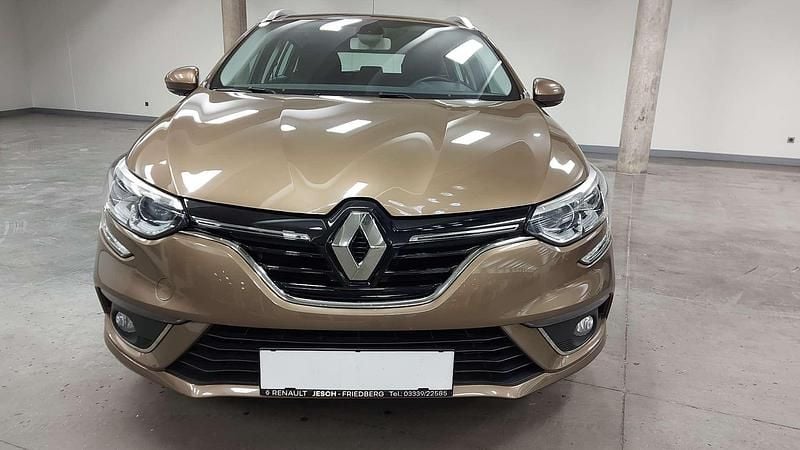 Gebraucht Renault Mégane GrandTour Intens 110 PS (80 kW) 2017 Braun Kombi