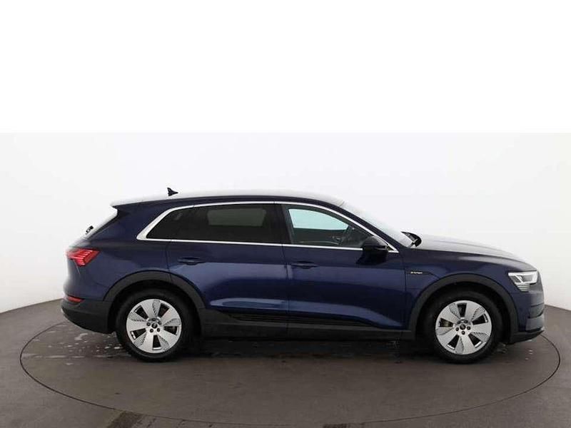 Gebraucht Audi e-tron Ambiente 300 kW (408 PS) 2021 Blau SUV