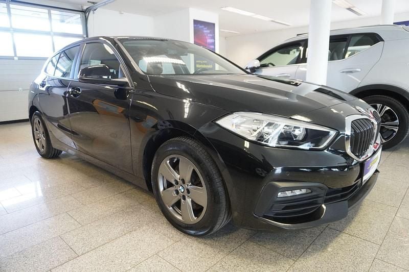 Gebraucht BMW 116 116 PS (85 kW) 2020 Schwarz Kleinwagen