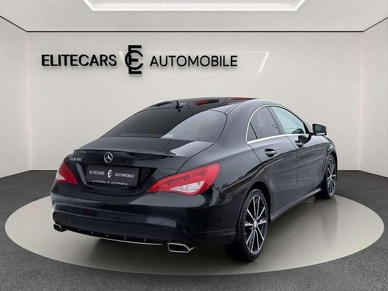 Gebraucht Mercedes CLA180 Urban 122 PS (89 kW) 2015 Schwarz Limousine