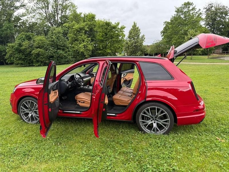 Gebraucht Audi SQ7 Exclusive 435 PS (319 kW) 2018 Rot SUV