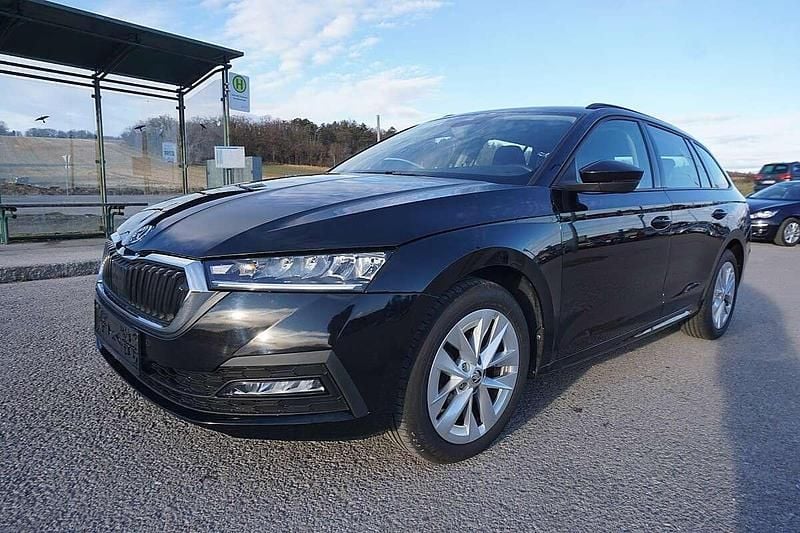 Gebraucht Skoda Octavia Ambition 116 PS (85 kW) 2023 Schwarz Kombi
