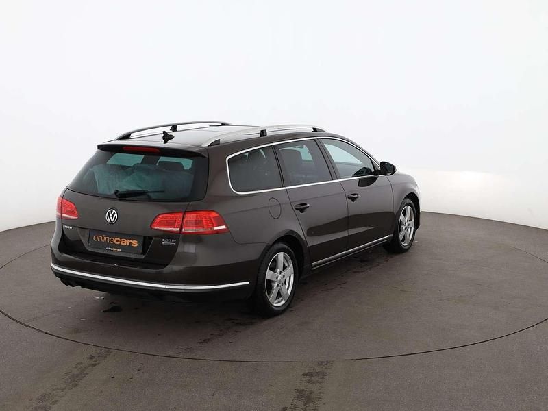 Gebraucht VW Passat Highline 140 PS (102 kW) 2012 Braun Kombi