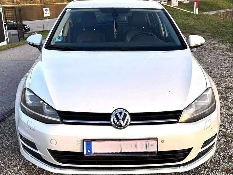 Gebraucht VW Golf VII Highline 150 PS (110 kW) 2013 Weiß Limousine