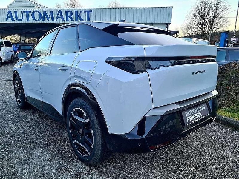 Gebraucht Peugeot e-3008 GT 157 kW (214 PS) 2024 Weiß SUV