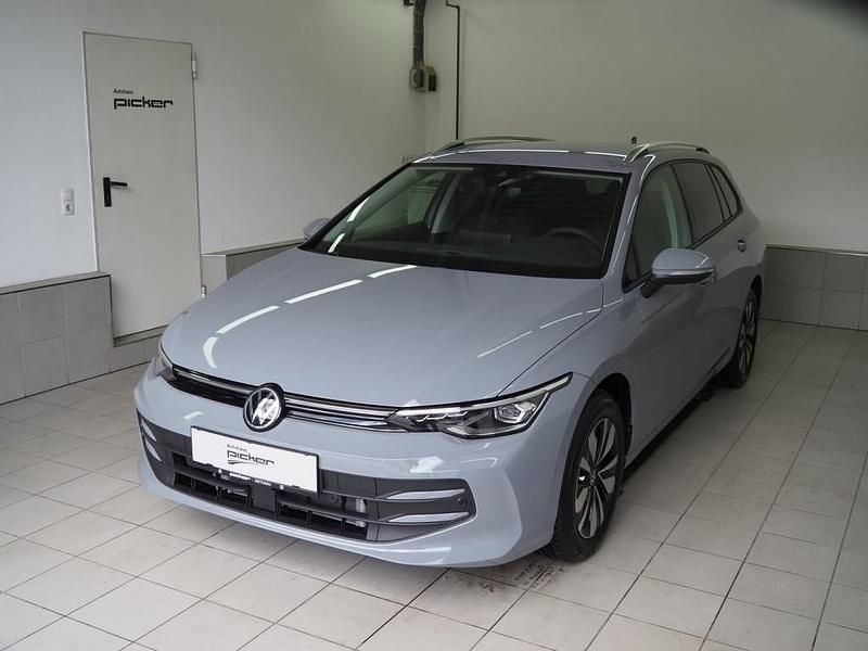 Gebraucht VW Golf VIII Business 150 PS (110 kW) 2025 Grau Kombi