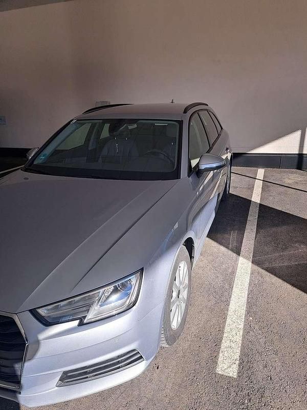 Gebraucht Audi A4 Design 150 PS (110 kW) 2017 Grau Kombi