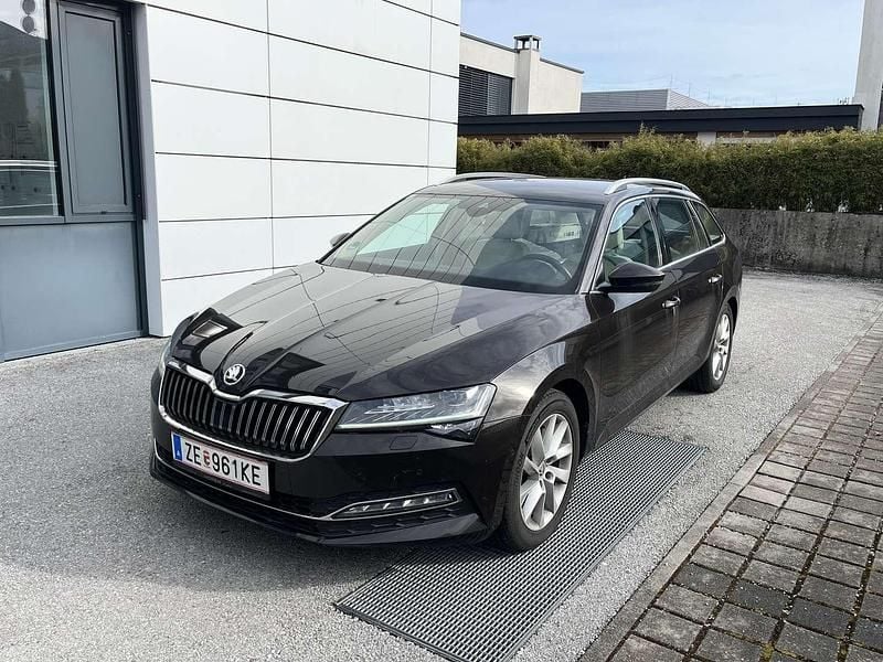Gebraucht Skoda Superb Style 150 PS (110 kW) 2021 Kombi