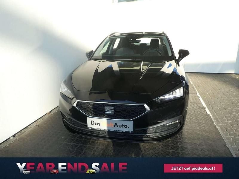 Schwarz metallic Gebraucht 2023 Seat Leon Style Kombi | € 17.990 (Fairer Preis) - Bild 1/4