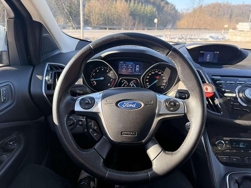 Gebraucht Ford Kuga Trend 150 PS (110 kW) 2013 SUV