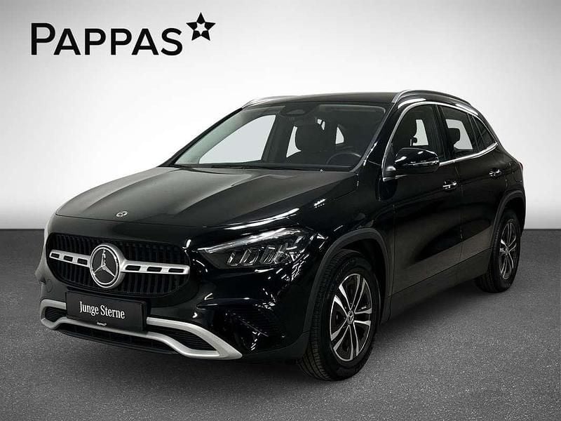 Gebraucht Mercedes GLA180 Edition 136 PS (100 kW) 2024 Schwarz SUV