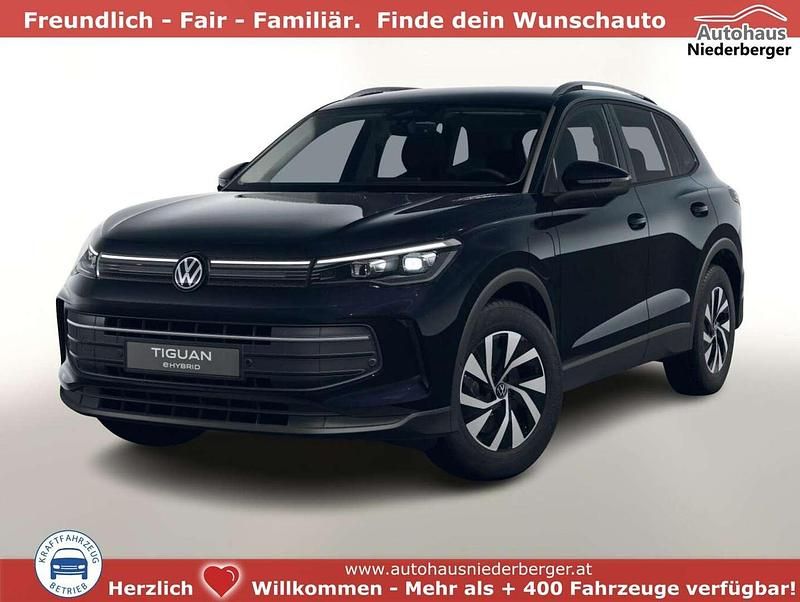 Schwarz Neu 2025 VW Tiguan SUV | € 43.672 (Superpreis) - Bild 1/4