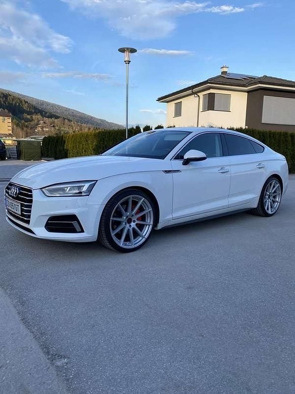 Gebraucht Audi A5 Sportback Design 190 PS (139 kW) 2017 Weiß Kleinwagen