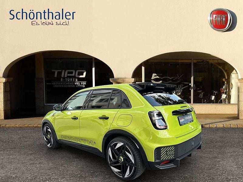 Neu Abarth 600e Scorpionissima 206 kW (281 PS) 2025 Gelb SUV