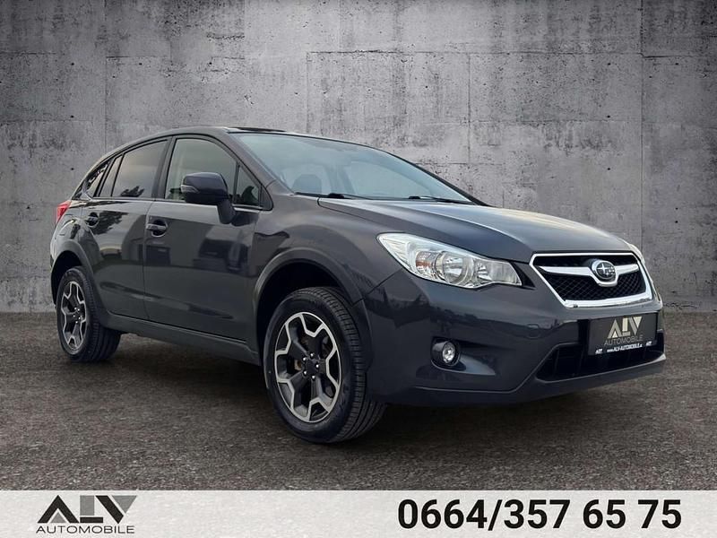 Grau Gebraucht 2014 Subaru XV Comfort SUV | € 8.990 (Fairer Preis) - Bild 1/4