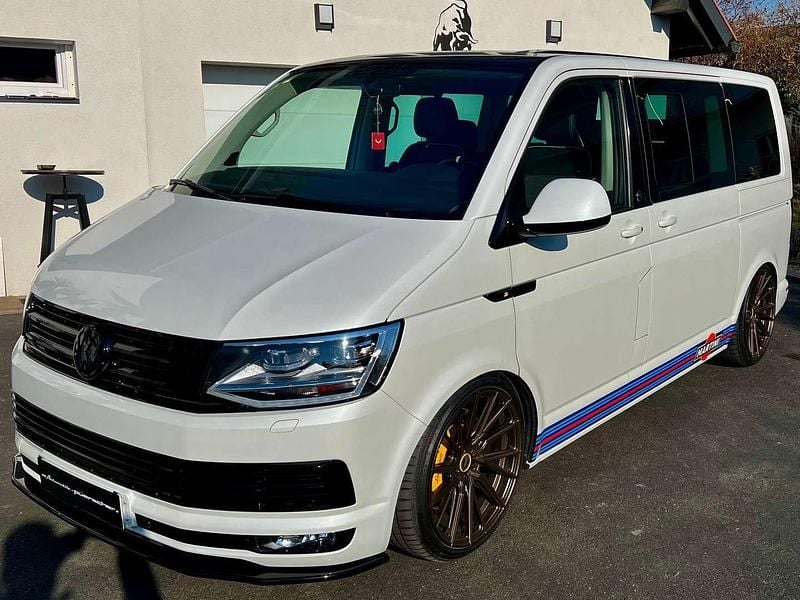 Weiß Gebraucht 2019 VW Multivan Highline Van | € 79.000 - Bild 1/4