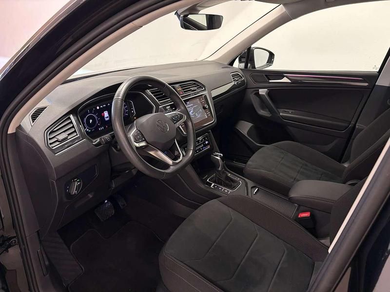 Gebraucht VW Tiguan Elegance 150 PS (110 kW) 2021 Schwarz  metallicperleffektno SUV