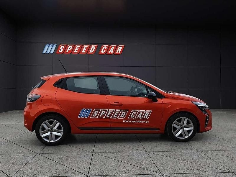Gebraucht Renault Clio V 91 PS (66 kW) 2024 Orange Limousine