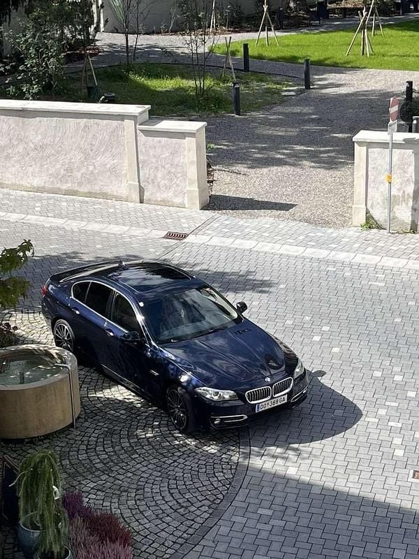 Gebraucht BMW 520 190 PS (139 kW) 2016 Limousine