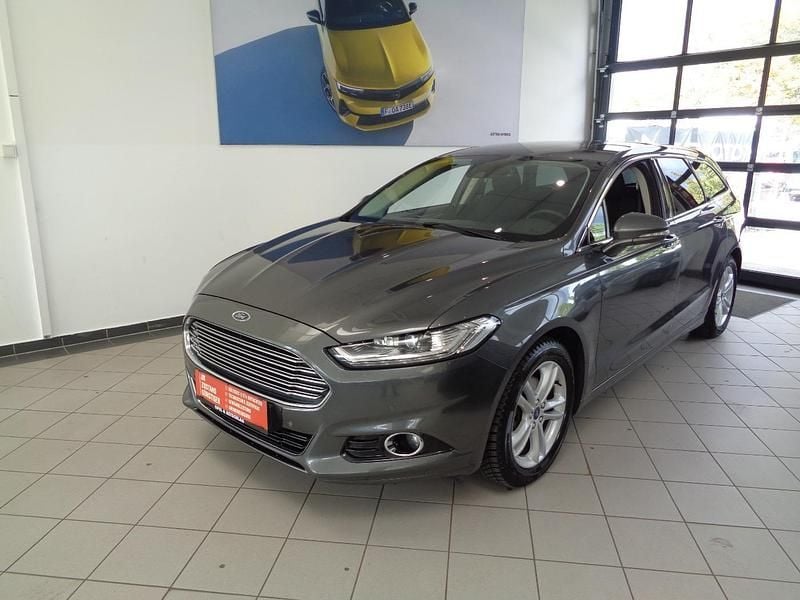 Gebraucht Ford Mondeo Titanium 120 PS (88 kW) 2018 Grau Kombi