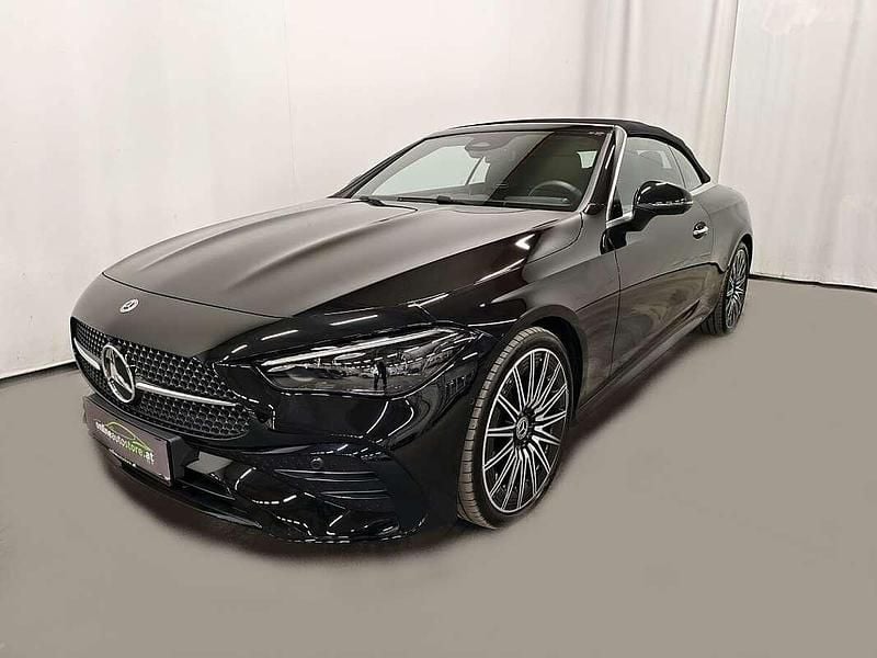 Gebraucht Mercedes CLE220 AMG 197 PS (144 kW) 2025 Schwarz Cabrio