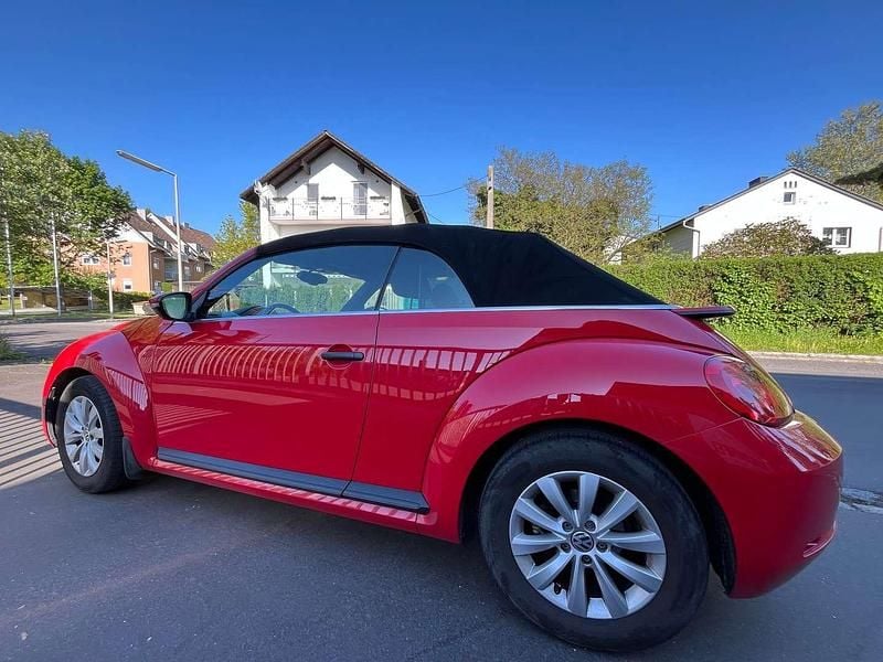 Rot Gebraucht 2015 VW Beetle Cabrio | € 18.500 (Fairer Preis) - Bild 1/4
