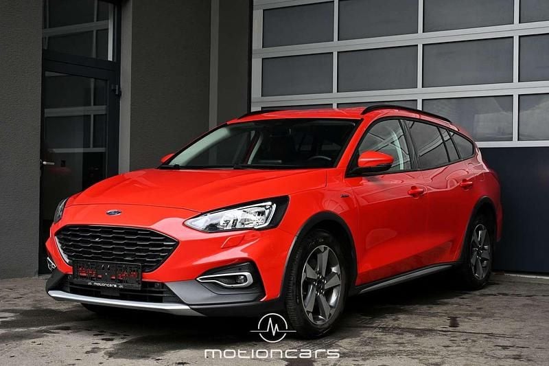 Rot Gebraucht 2021 Ford Focus Kombi | € 16.480 (Superpreis) - Bild 1/4