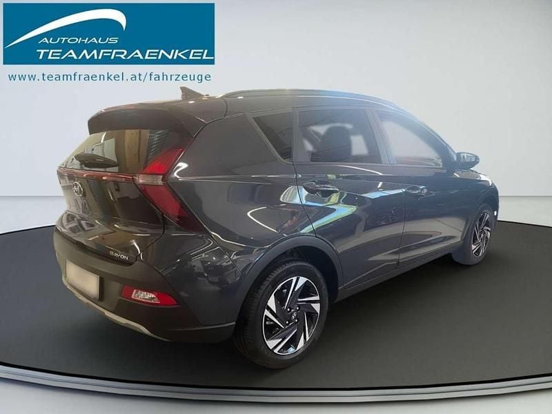 Gebraucht Hyundai Bayon 101 PS (74 kW) 2024 Grau SUV