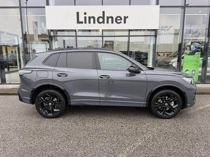 Gebraucht VW Tiguan Sport 204 PS (150 kW) 2026 Mittelgrau  metallic SUV
