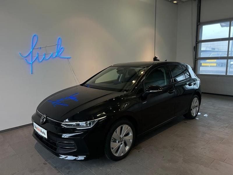 Neu VW Golf VIII 204 PS (150 kW) 2026 Schwarz  metallic