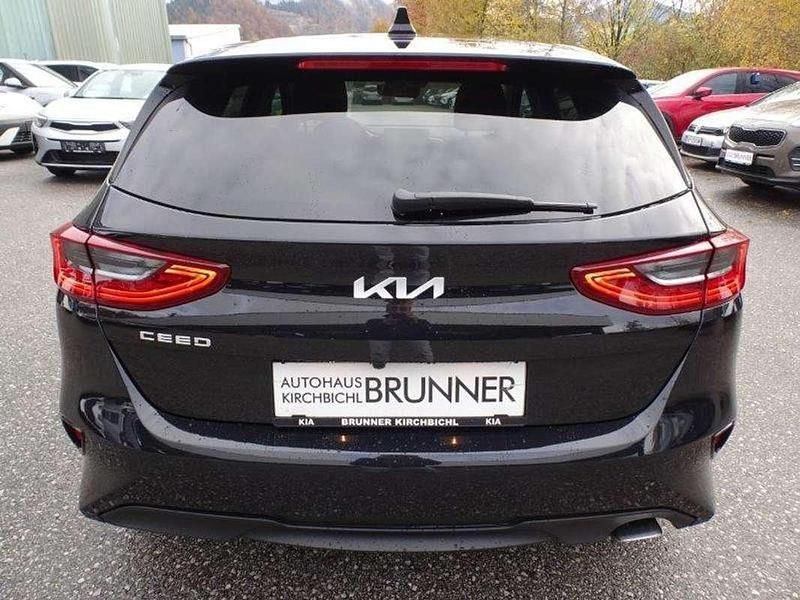 Gebraucht Kia Ceed Silver 101 PS (74 kW) 2025 Schwarz Kleinwagen