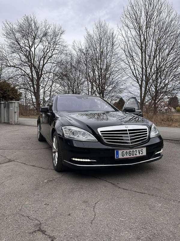 Gebraucht Mercedes S500 387 PS (284 kW) 2010 Limousine