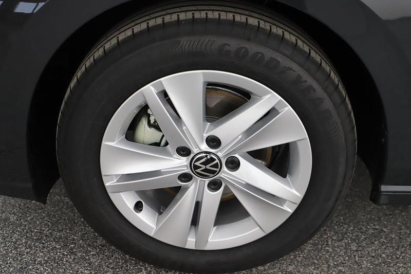 Neu VW Golf VIII 115 PS (84 kW) 2026 Mittelgrau  normal Kombi