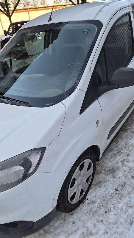 Gebraucht Ford Courier 75 PS (55 kW) 2019 Weiß Van / Kleinbus