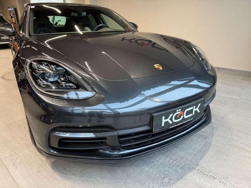 Gebraucht Porsche Panamera 4 330 PS (242 kW) 2019 Grau Limousine