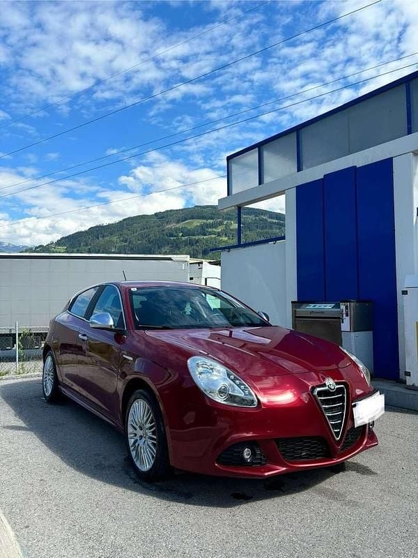 Gebraucht Alfa Romeo Giulietta Distinctive 140 PS (102 kW) 2012 Limousine